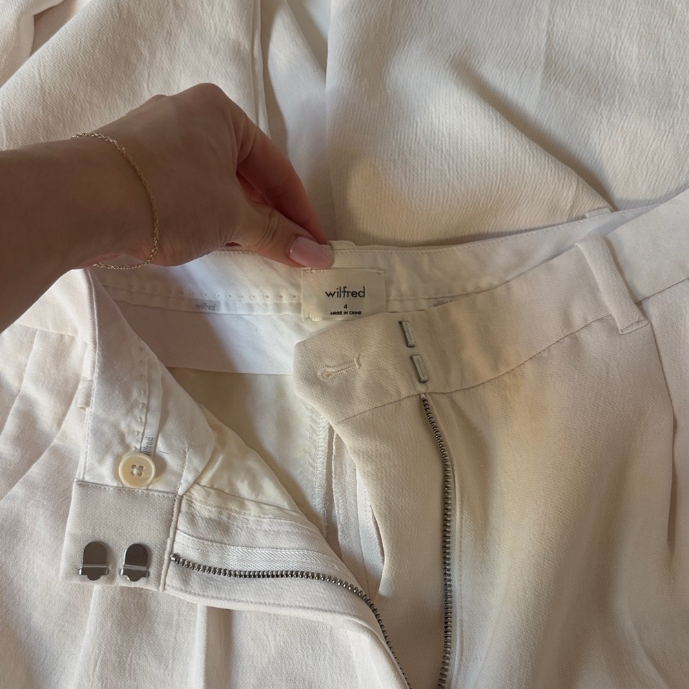 Aritzia effortless pant - Picture 3 of 9